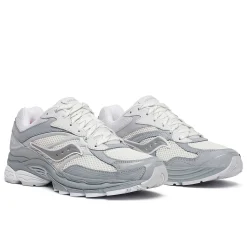 Saucony ProGrid Omni 9 Fabricated Future Outlet